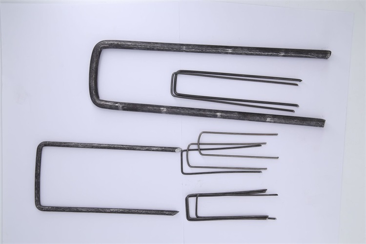 Pregos para estacas de jardim