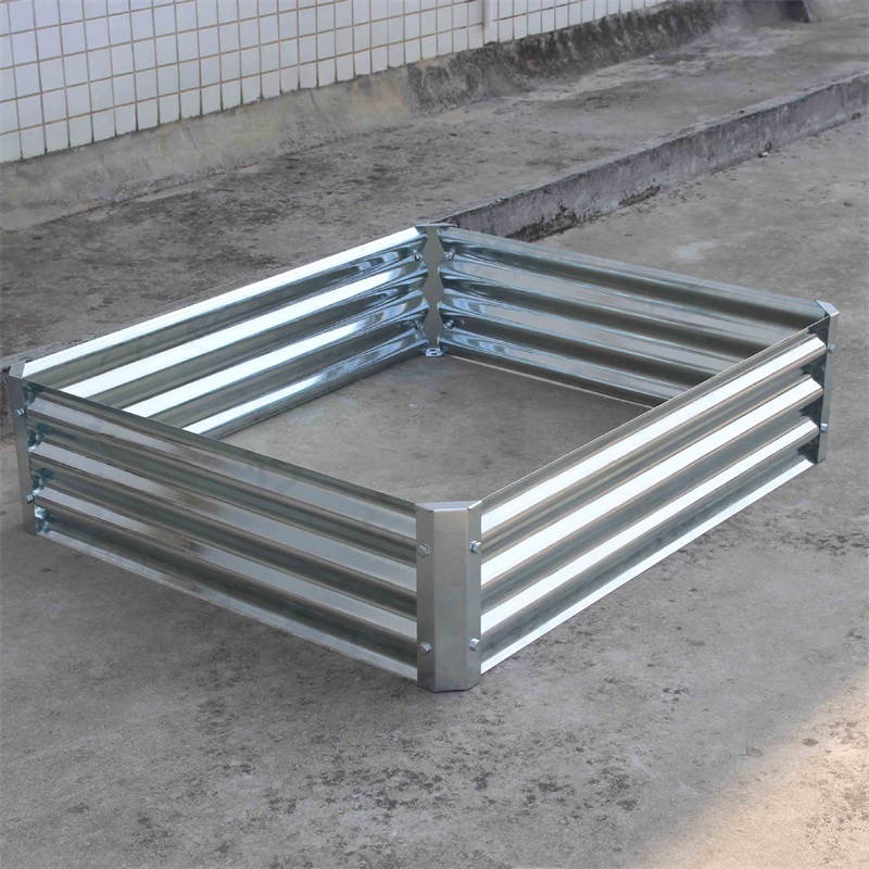 Plantadores de canteiros elevados de metal quadrado